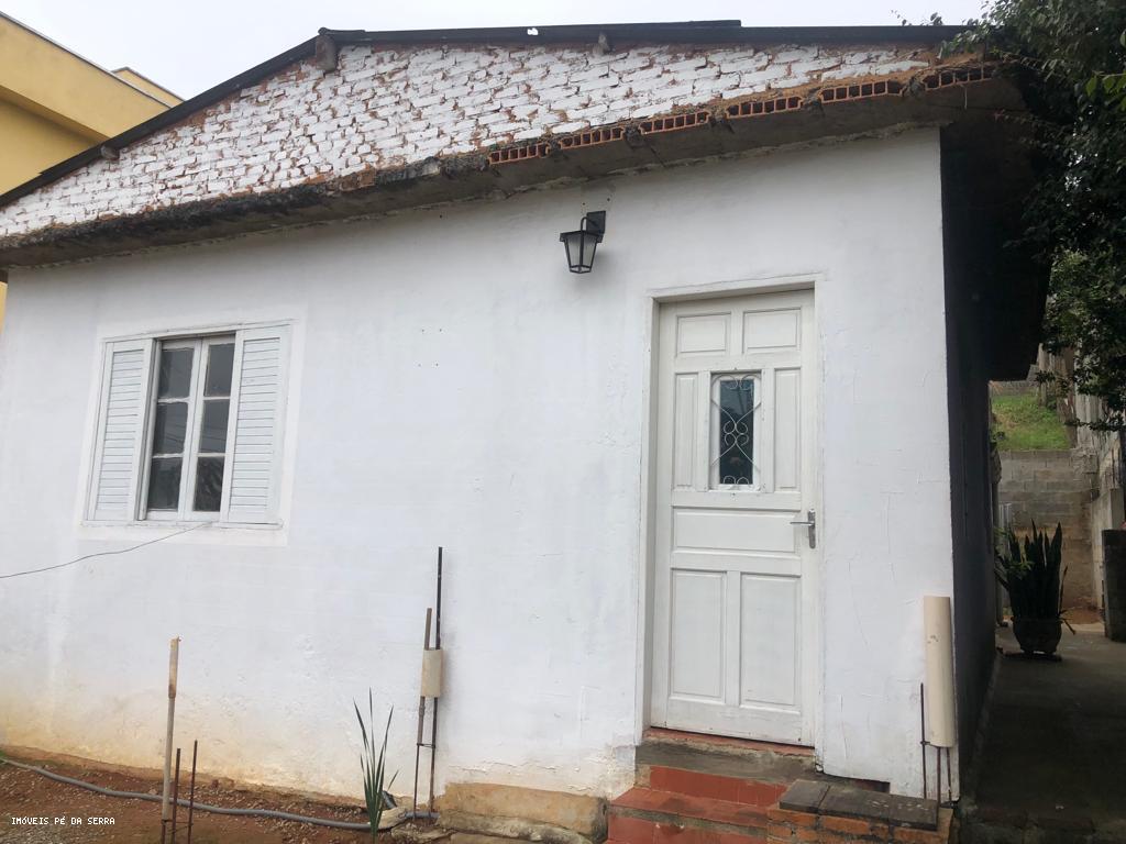 Casa à venda com 2 quartos, 215m² - Foto 3