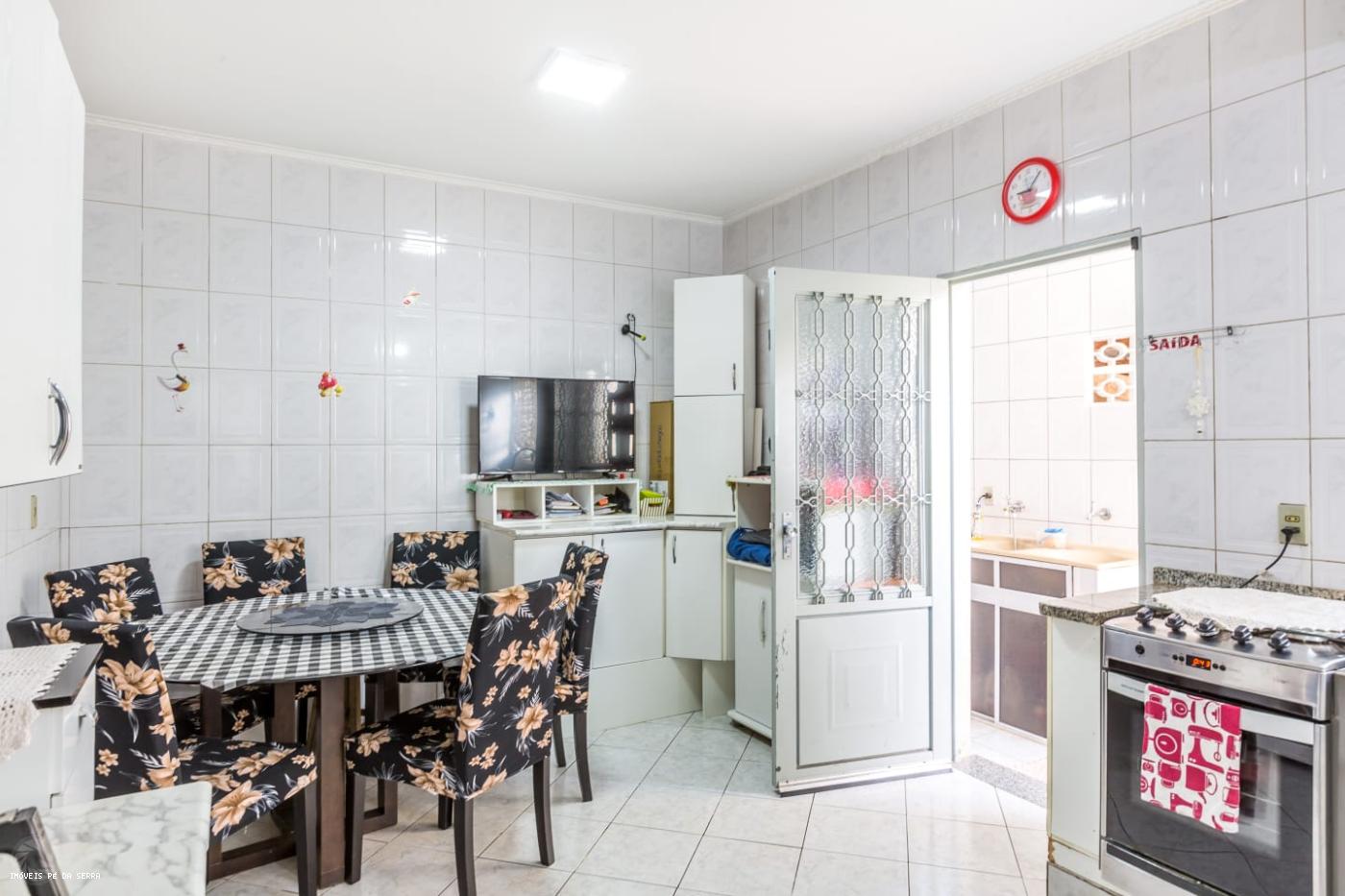 Casa à venda com 3 quartos, 150m² - Foto 8