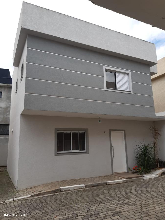 Casa à venda com 3 quartos, 300m² - Foto 2