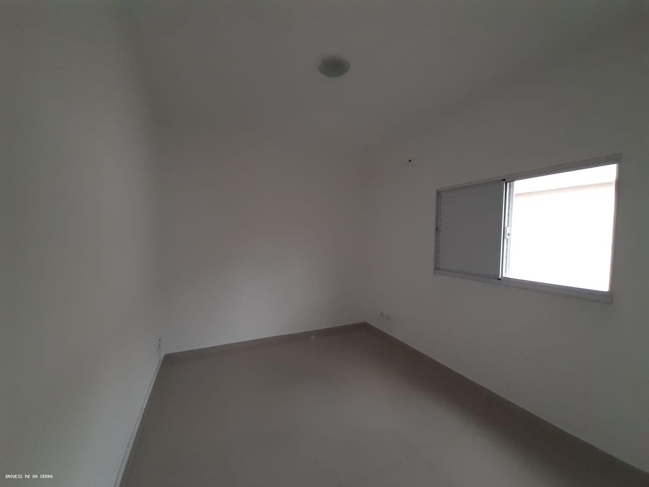 Casa à venda com 3 quartos, 300m² - Foto 9