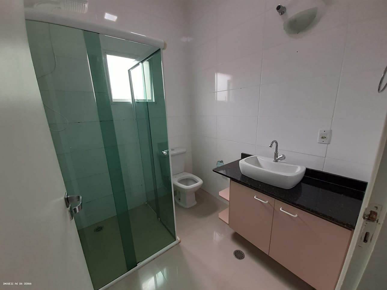 Casa à venda com 3 quartos, 300m² - Foto 8