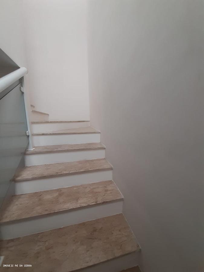 Casa à venda com 3 quartos, 300m² - Foto 14