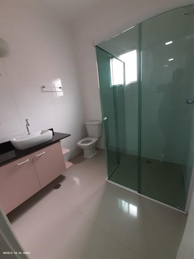 Casa à venda com 3 quartos, 300m² - Foto 11