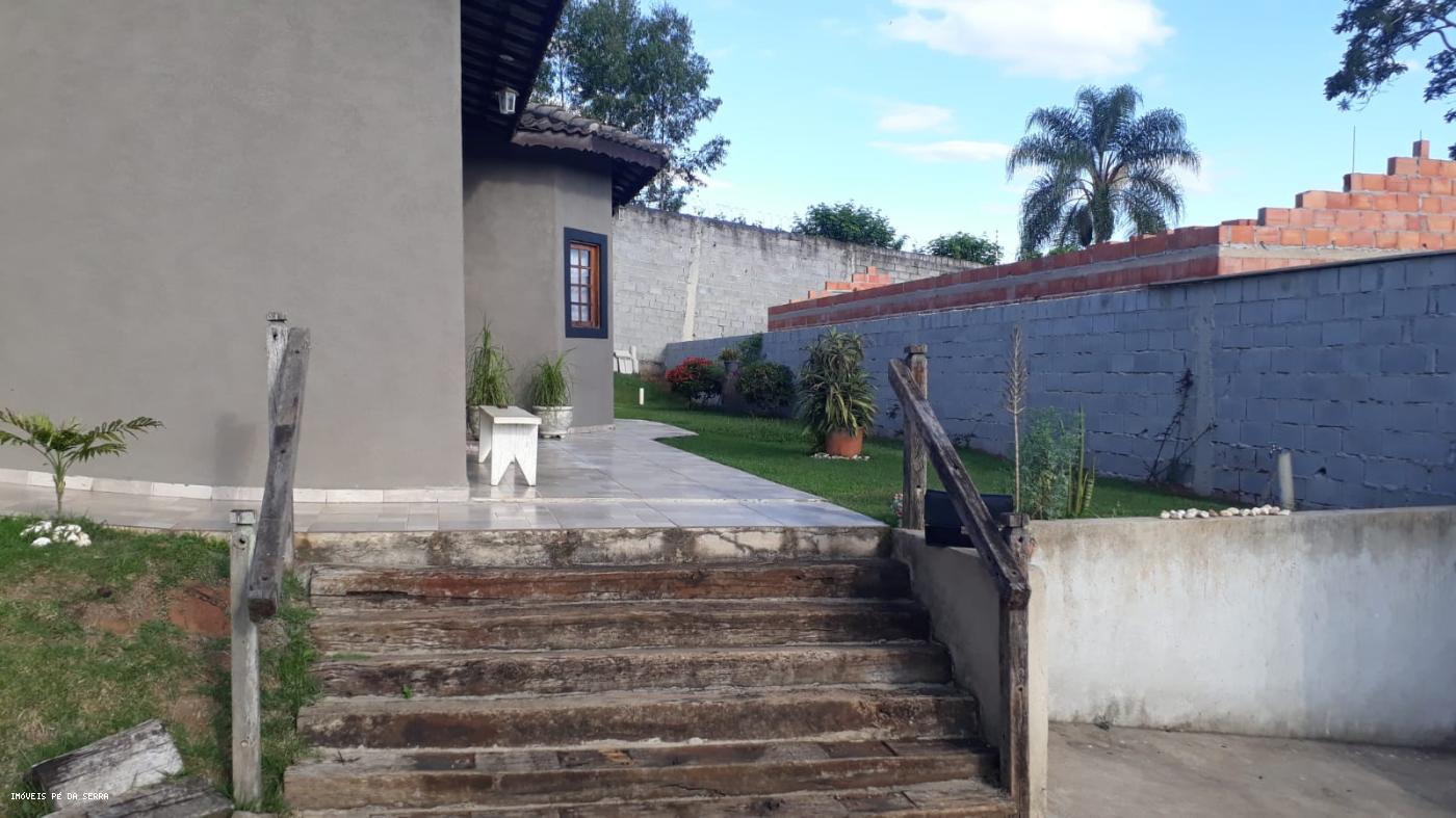 Casa de Condomínio à venda com 3 quartos, 1366m² - Foto 1